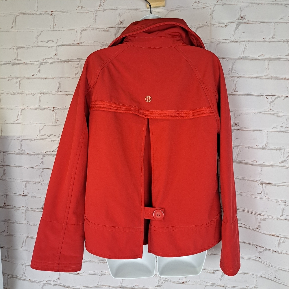 Lululemon Coco Softshell Currant‎ Jacket - Picture 4 of 8
